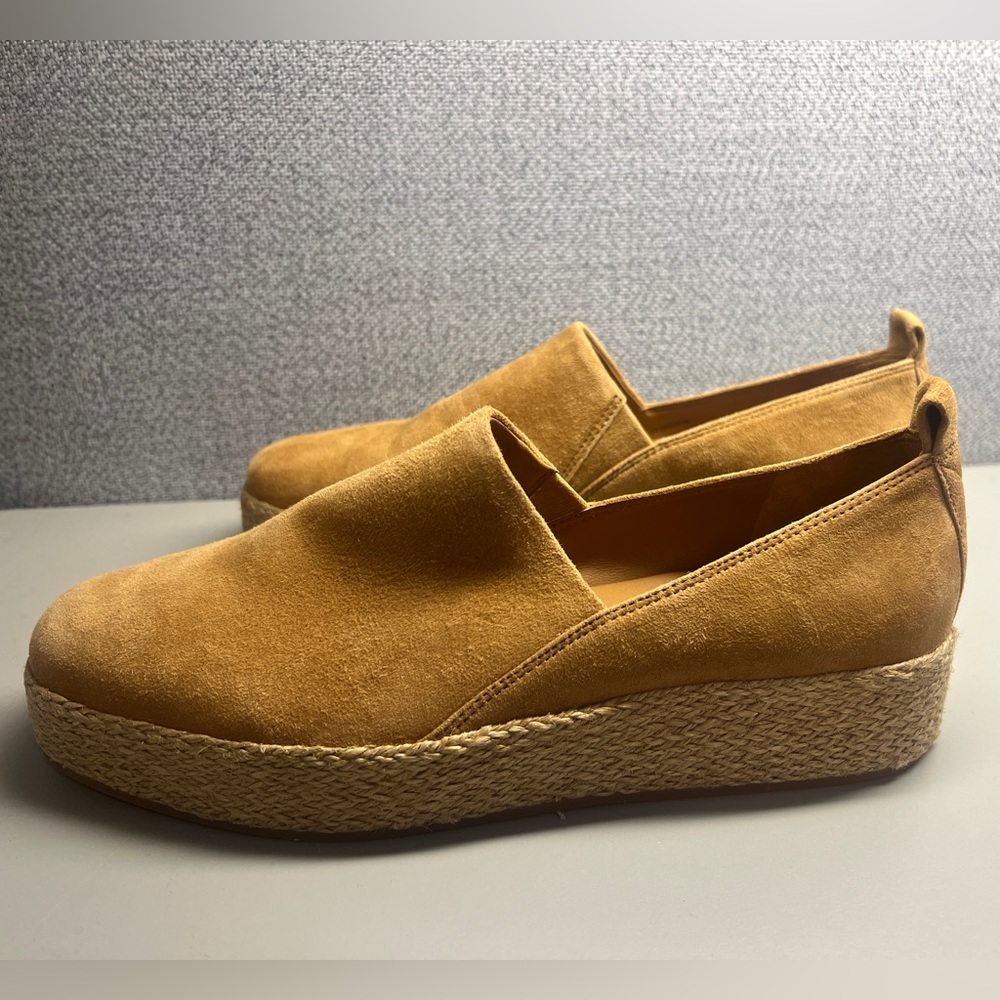 NWT Vince Saxon Platform Espadrilles Suede Leather Loafers Slip Ons - Size 6
